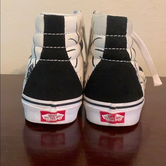 marvel converse mens